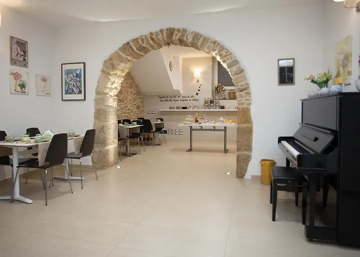 Alojamento de Acomodação e Pequeno-almoço Trio D'archi - La Pilozza Infiorata Caltagirone