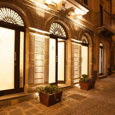 Trio D'archi - La Pilozza Infiorata Couette-café Caltagirone