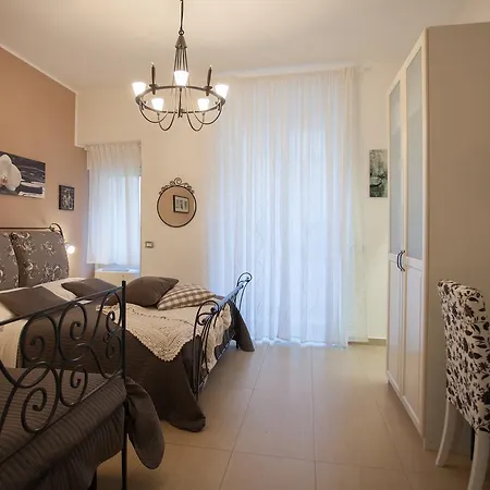 Trio D'archi - La Pilozza Infiorata Bed & Breakfast