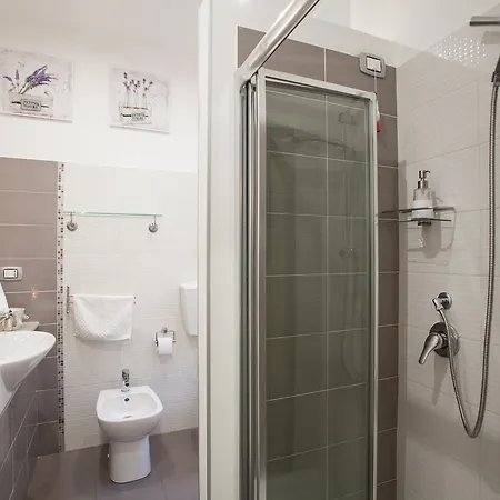 Bed & Breakfast Trio D'archi - La Pilozza Infiorata 3*
